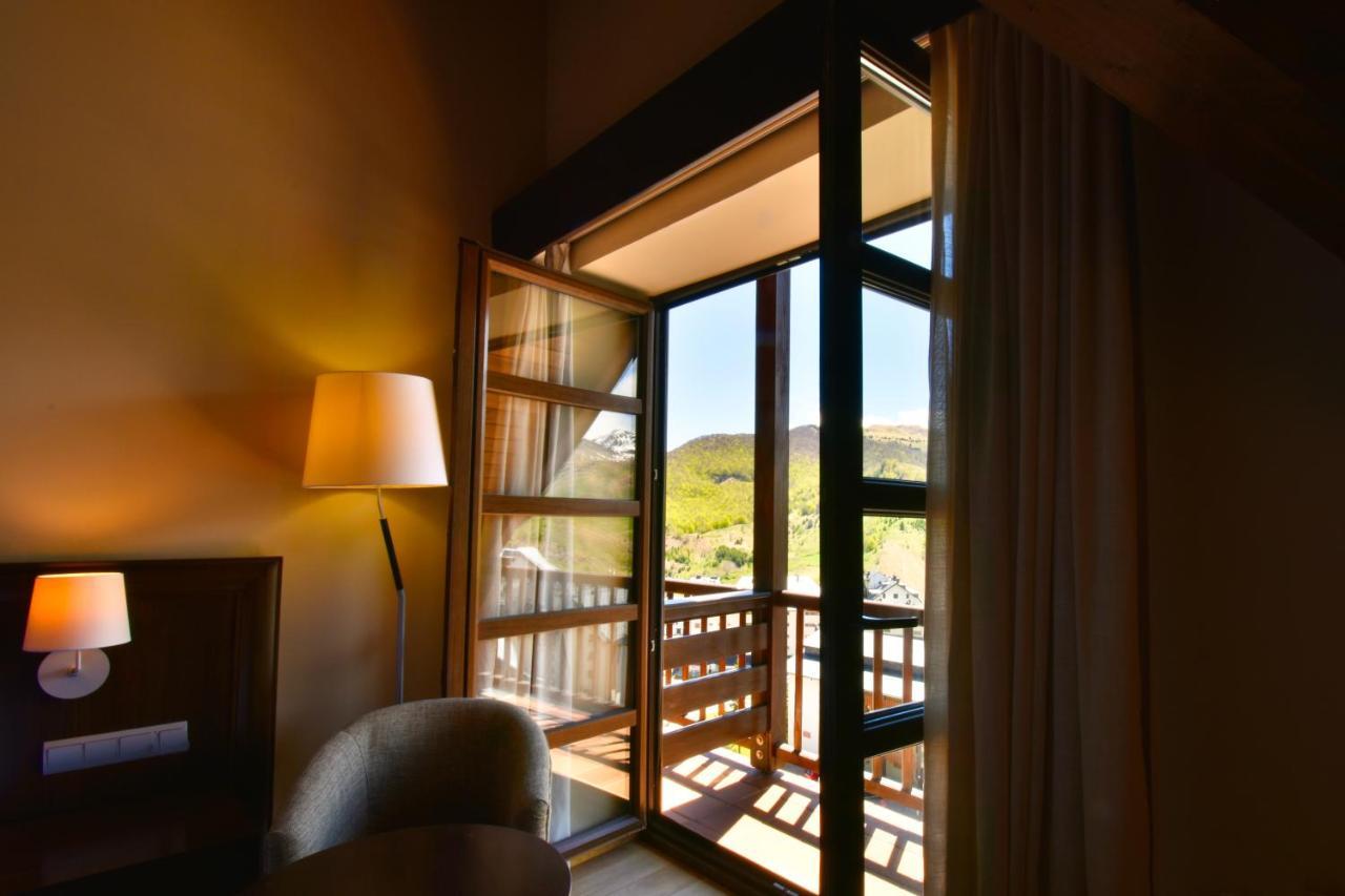 Snoe Aragon Hills Hotel Formigal Luaran gambar