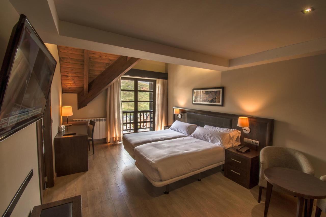 Snoe Aragon Hills Hotel Formigal Luaran gambar
