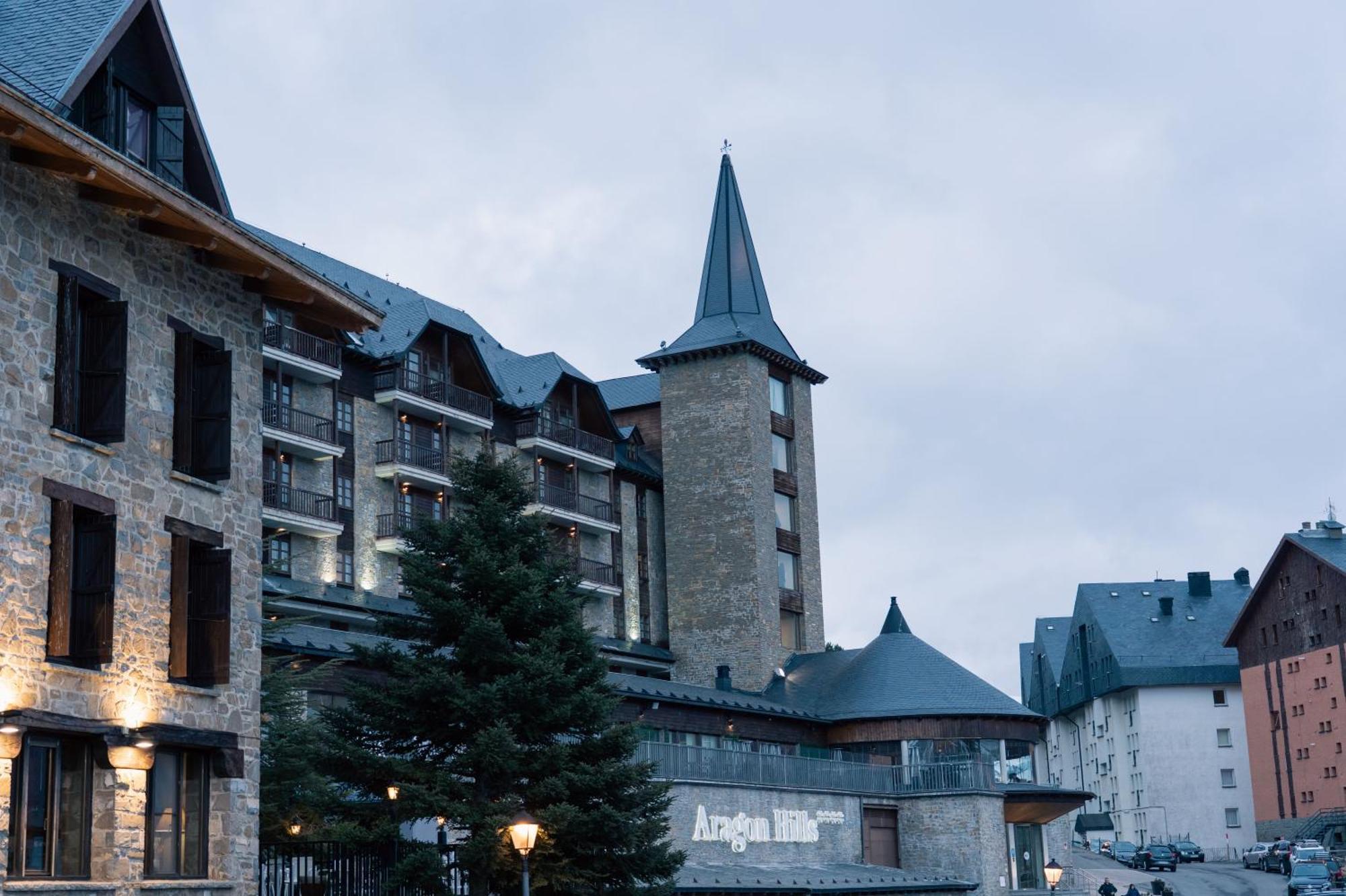 Snoe Aragon Hills Hotel Formigal Luaran gambar