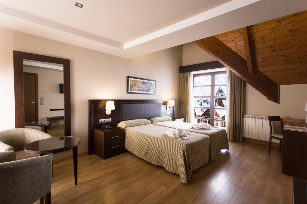 Snoe Aragon Hills Hotel Formigal Luaran gambar
