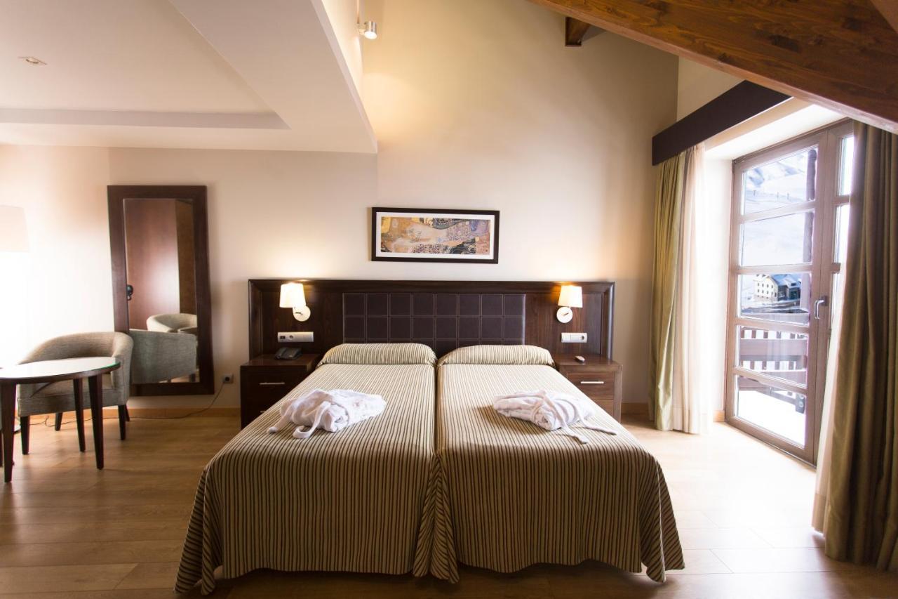 Snoe Aragon Hills Hotel Formigal Luaran gambar