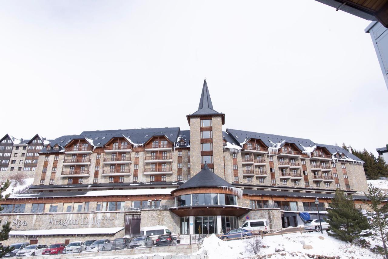 Snoe Aragon Hills Hotel Formigal Luaran gambar